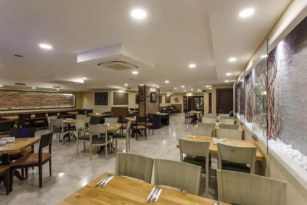 Antroyal Hotel Antalia 3*,